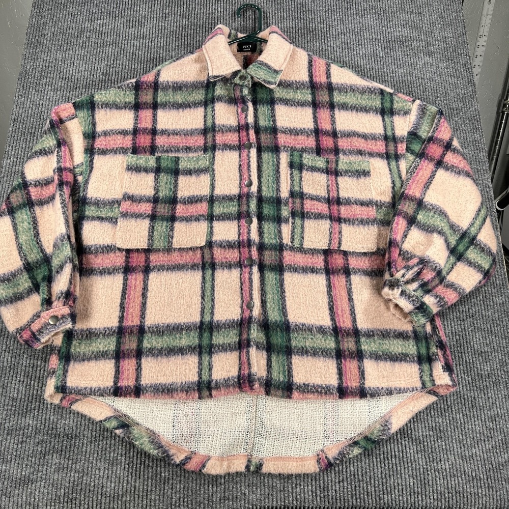 VICI Jacket Womens Medium Pink Green Plaid Fuzzy Shirt Shacket Snap Button Cozy